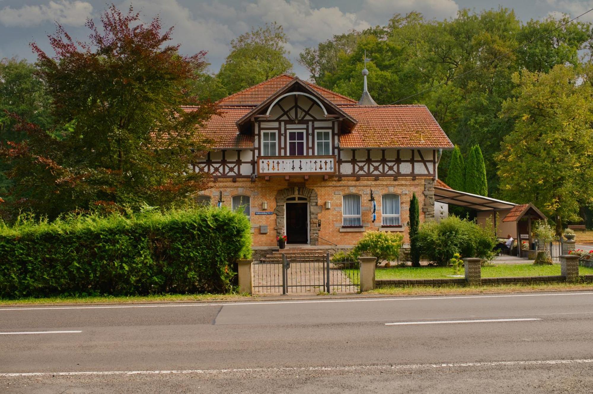 Hotel Waldhaus Romhild ภายนอก รูปภาพ